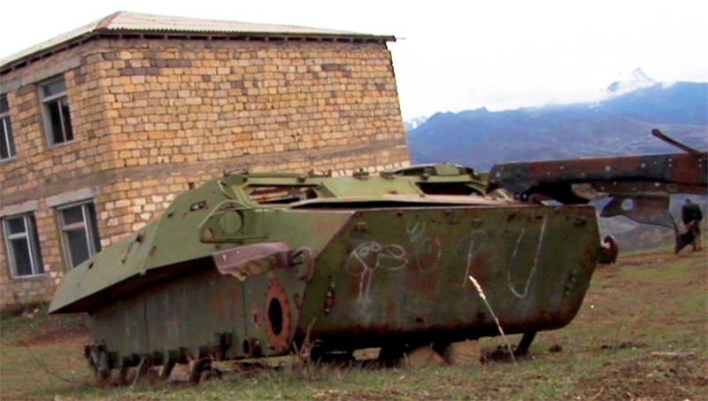 Filmstill Traces of War